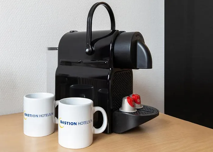 Отель Bastion Zuid